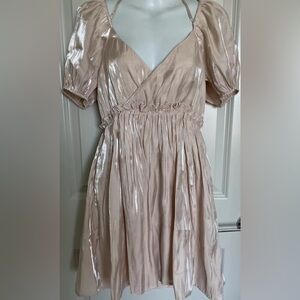 Forever 21 Women’s Blush Puff Sleeve Iridescent Flowy Dress-Medium